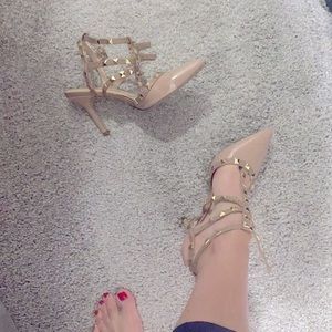 Studded neutral nude patent heels